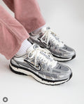 NIKE P-6000 TRAINER METALLIC SILVER BLACK🖤