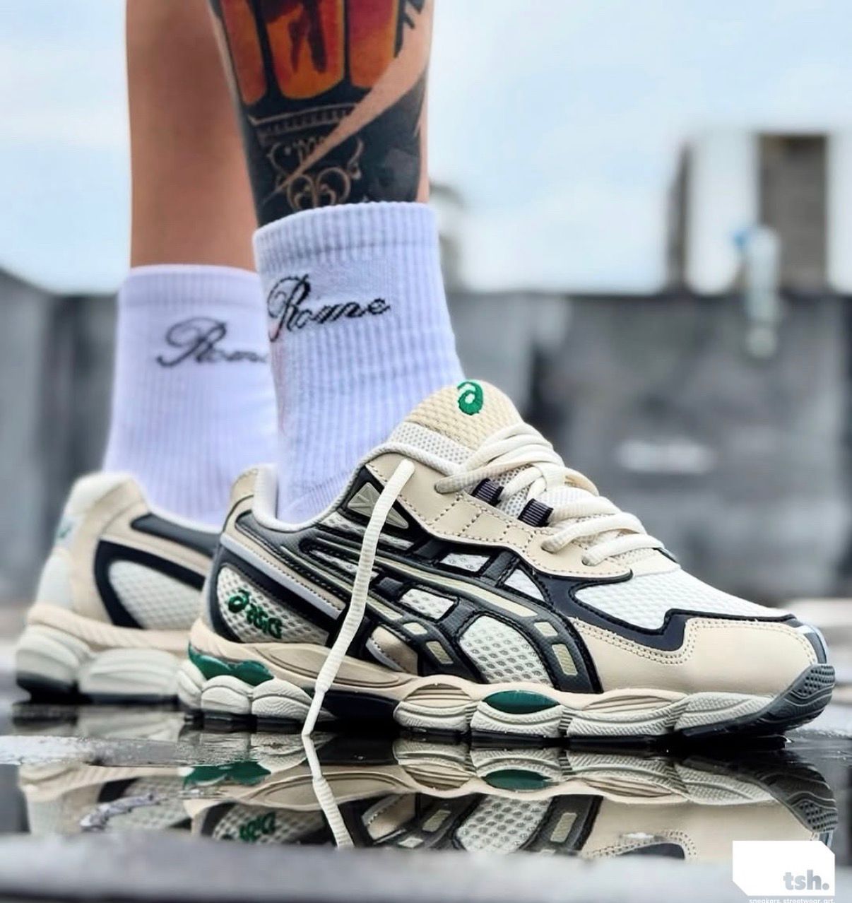 ASICS NYC GEL HAL STUDIO 🖤