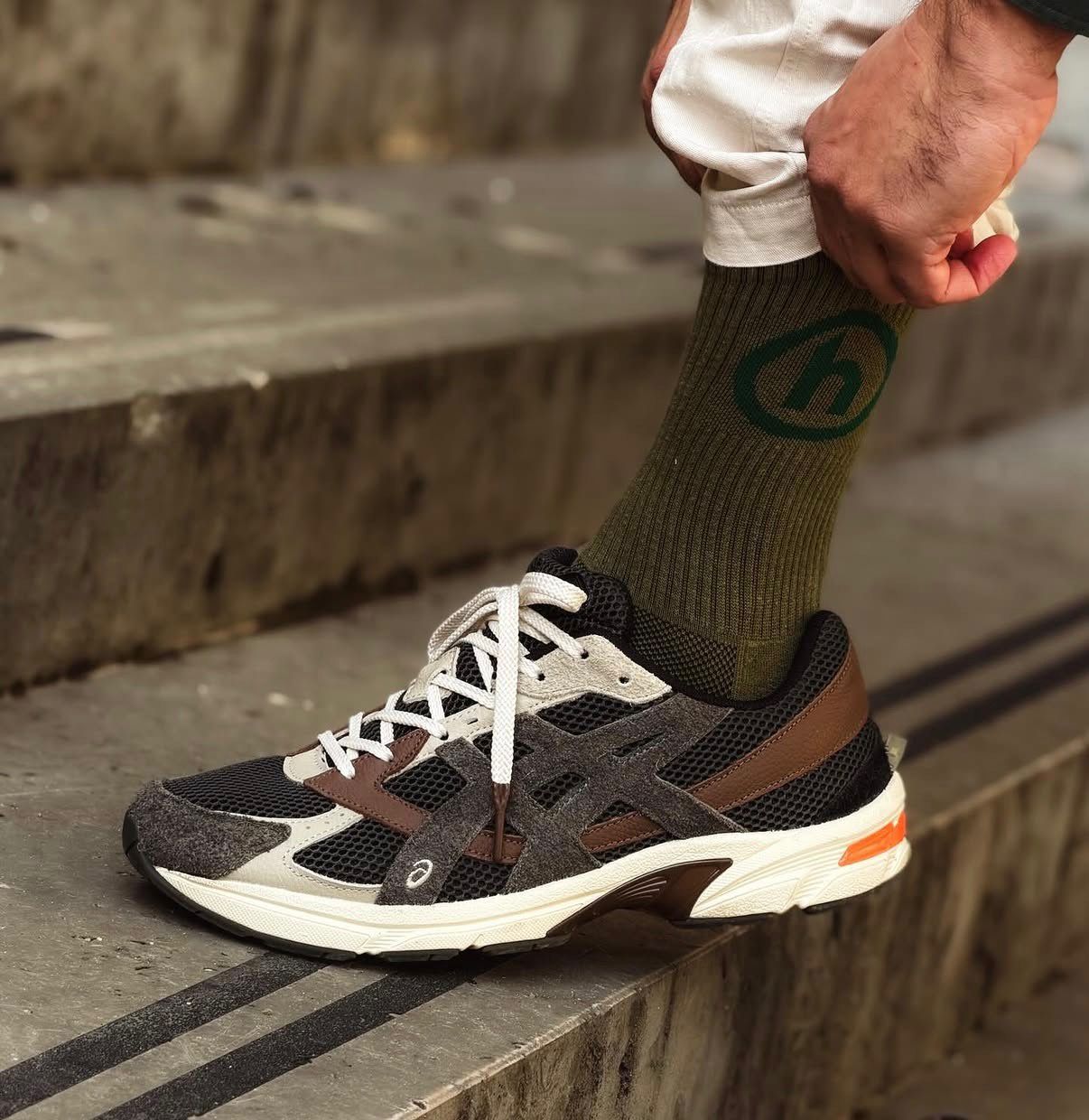 ASICS NYC GEL HAL STUDIO 🖤