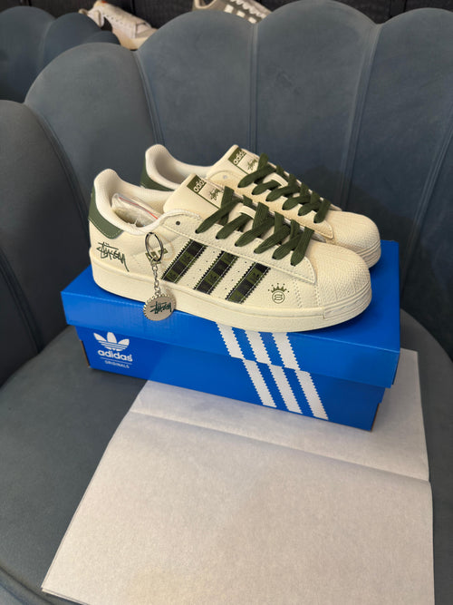 ADIDAS ORIGINAL SUPERSTAR STUSSY