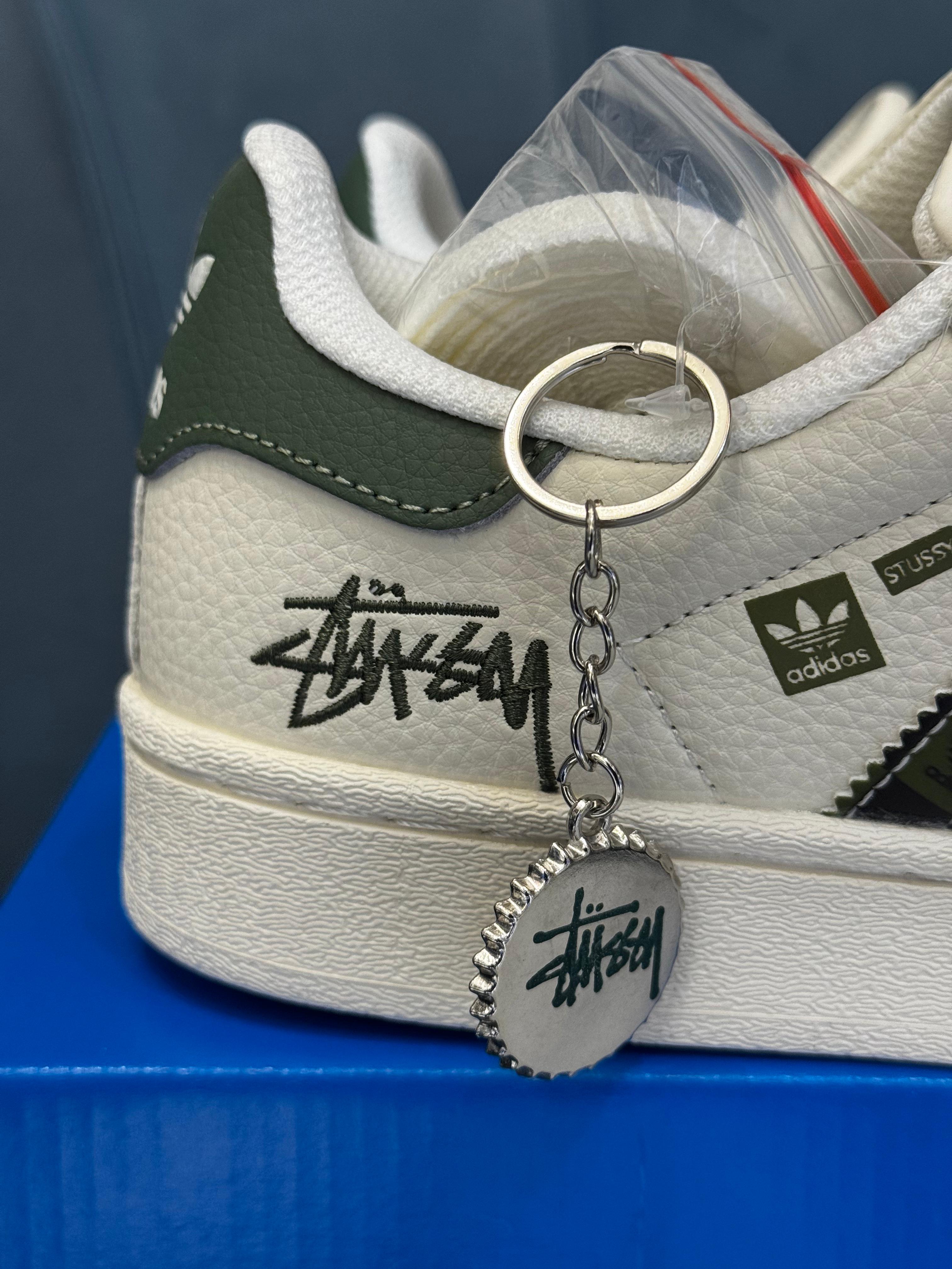 ADIDAS ORIGINAL SUPERSTAR STUSSY