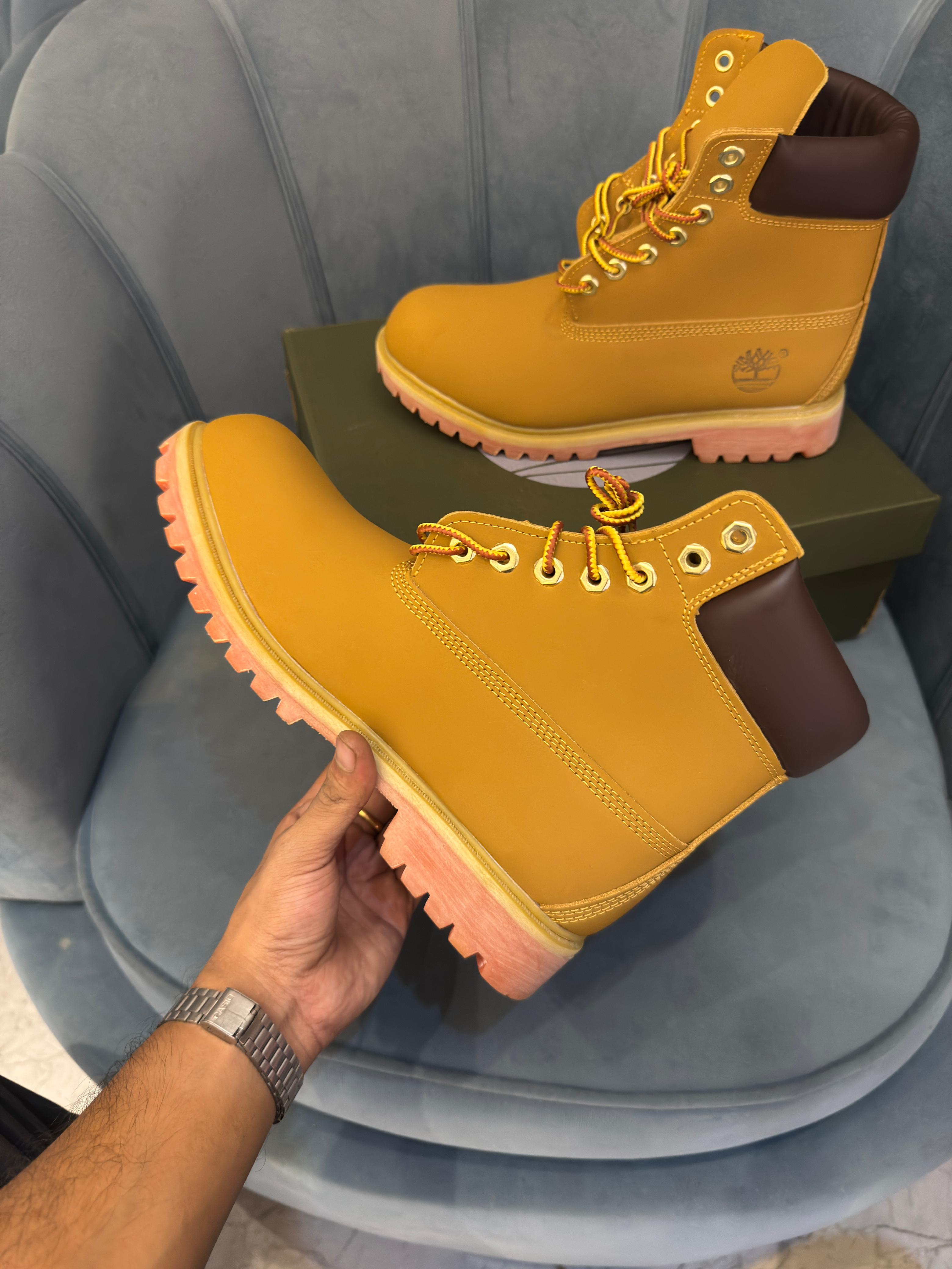 TIMBERLAND BOOTS
