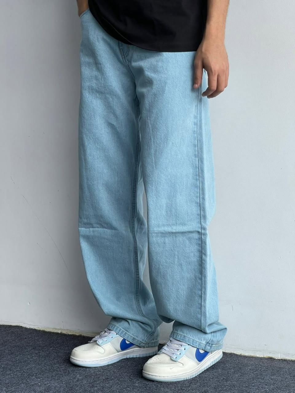 LOSSE FIT BAGGY JEANS